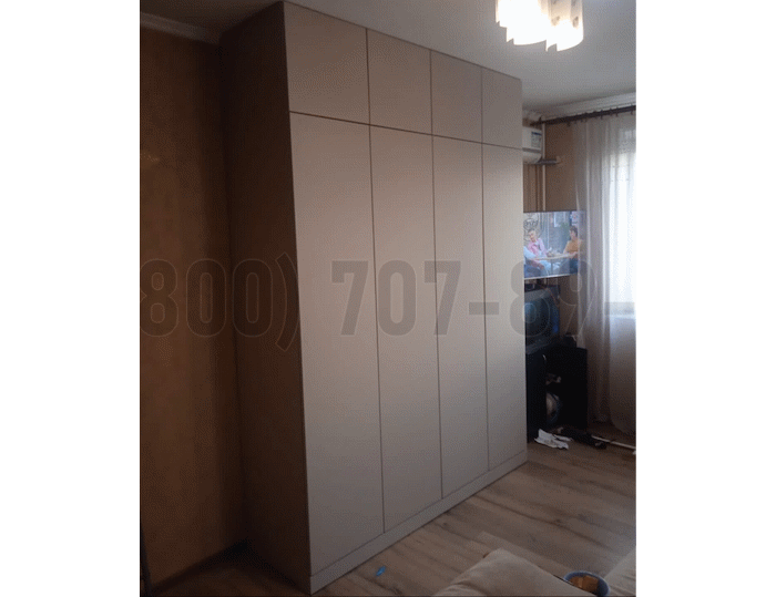 Бежевый шкаф в Жуковском